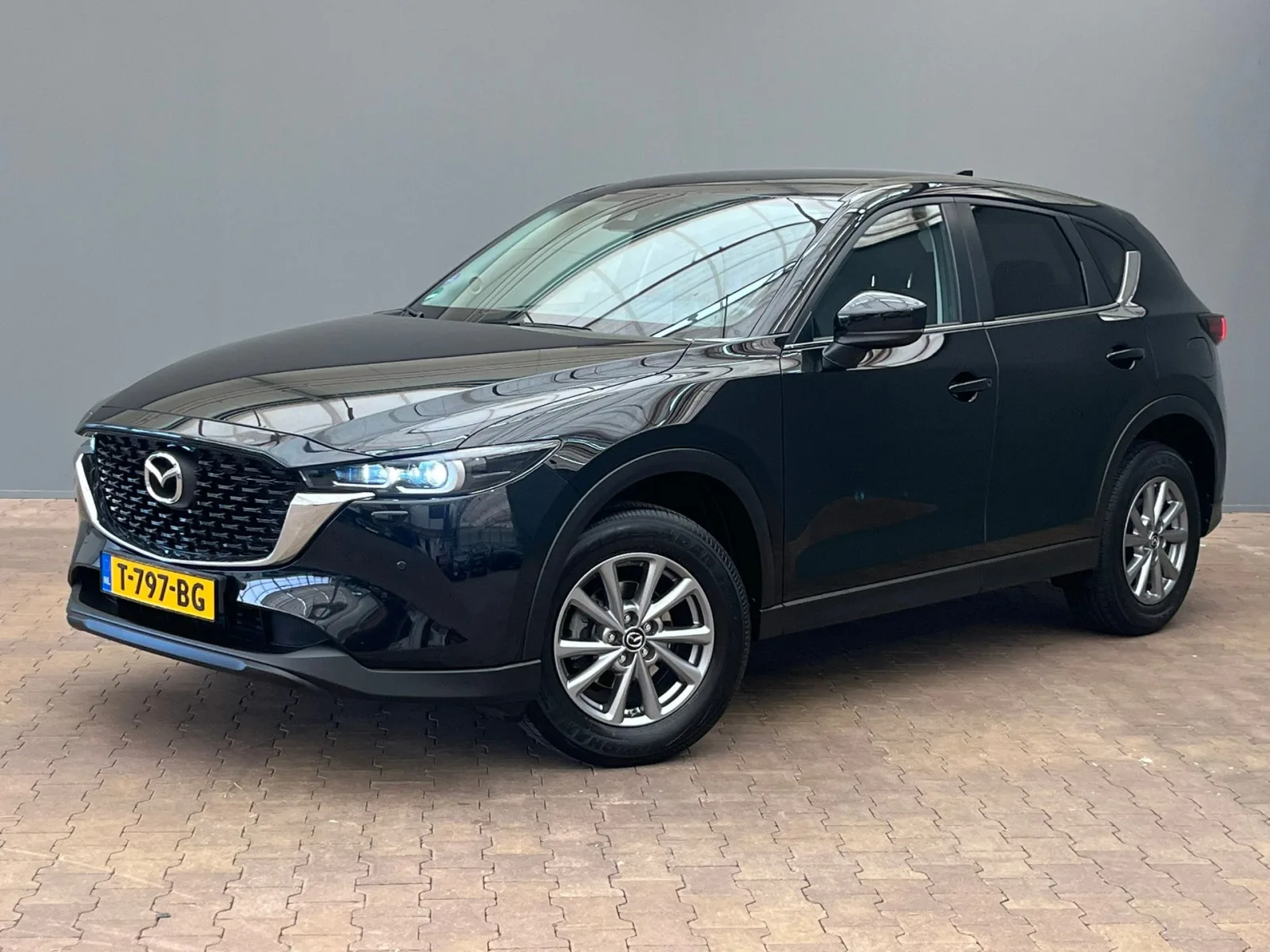 Mazda CX-5 (2022) — foto 1