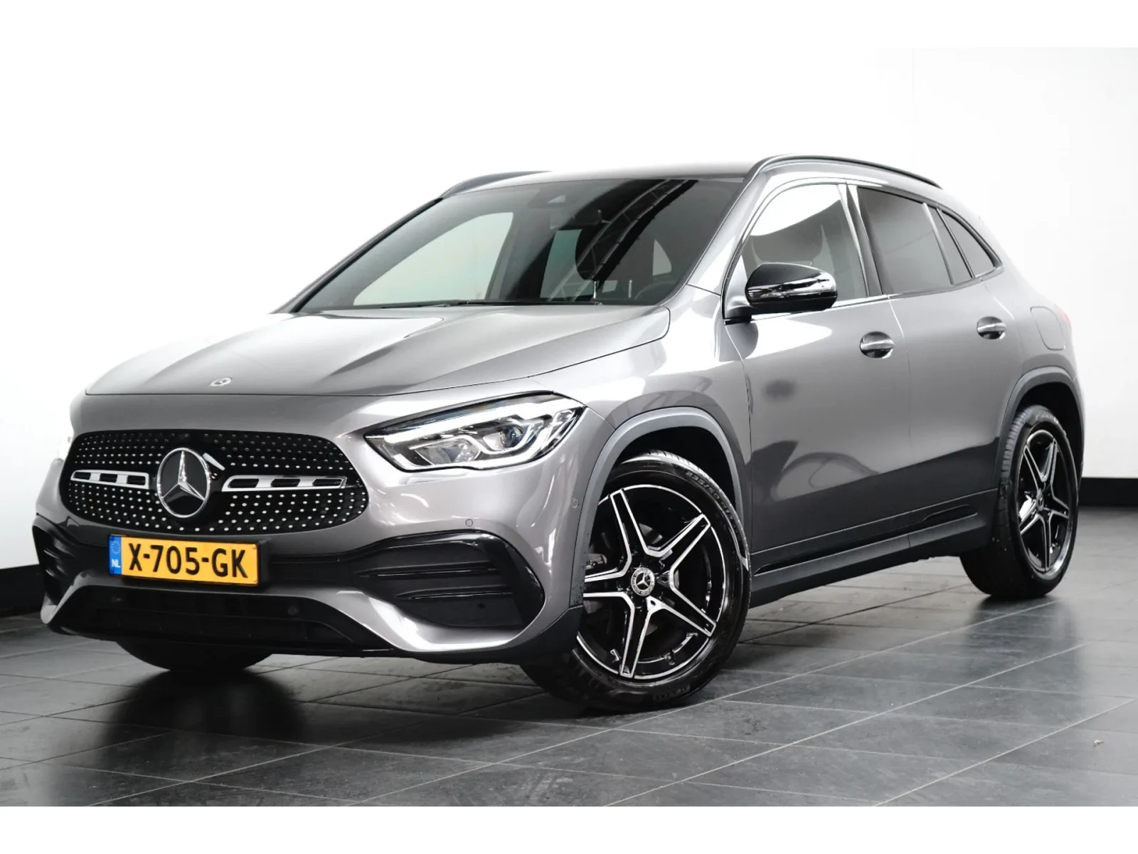 Mercedes-Benz GLA-Klasse (2023) — foto 1