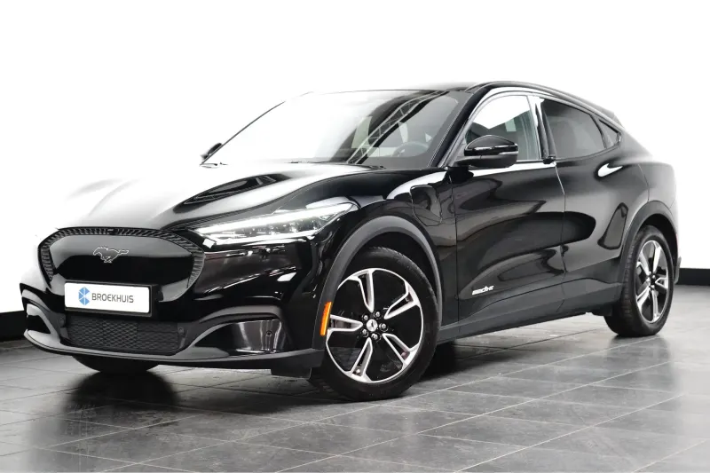 Ford Mustang Mach-E (2024)