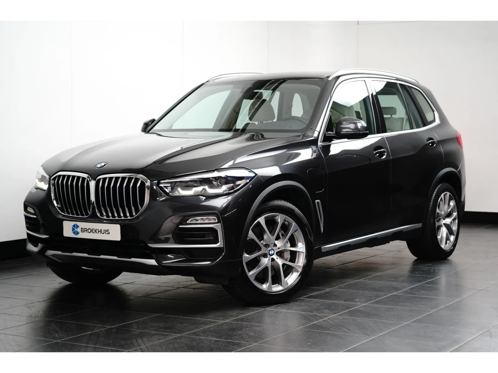 BMW X5 (2021) — foto 1