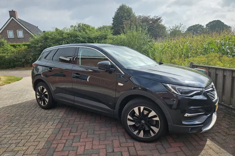 Opel Grandland (2021)