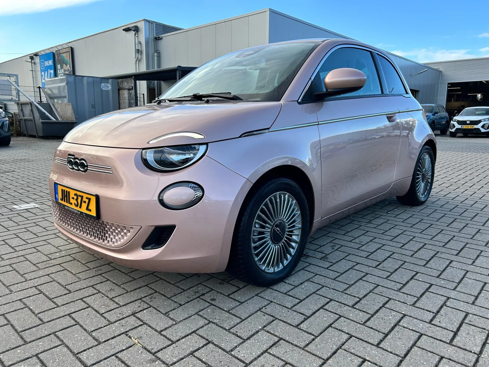 Fiat 500e (2023) — foto 1
