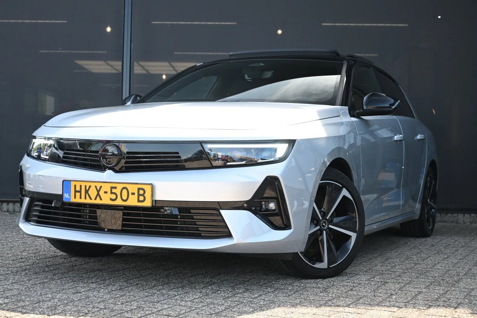 Opel Astra (2025) — foto 1