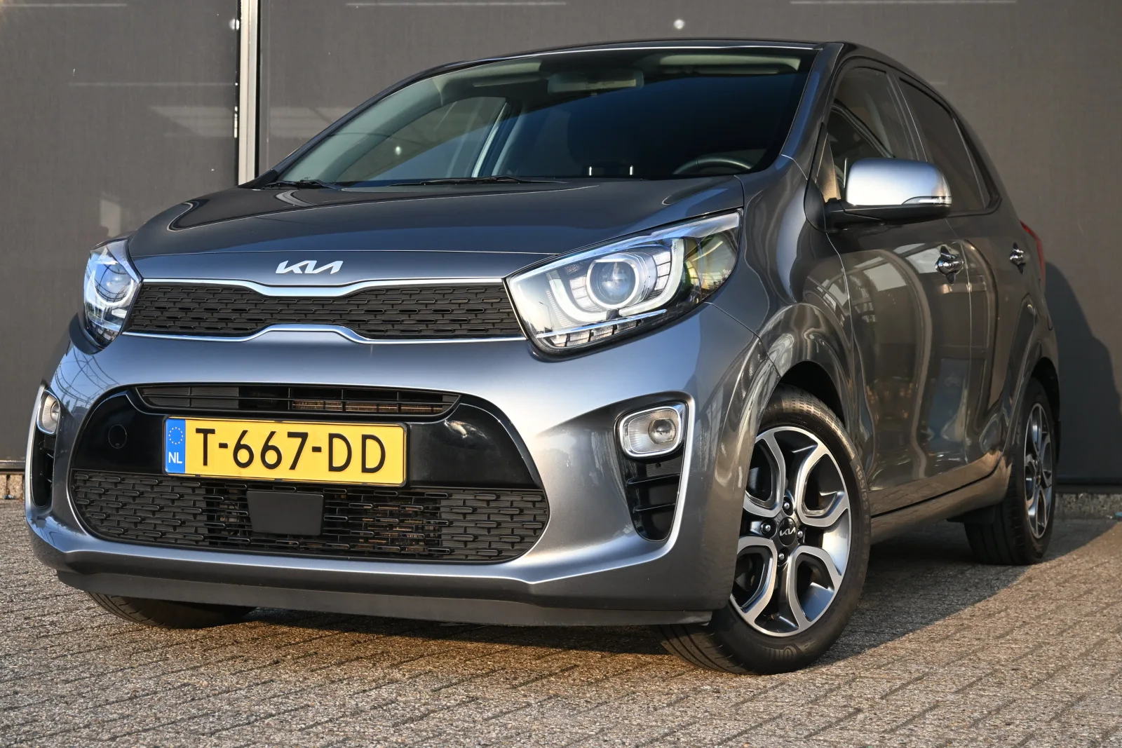 Kia Picanto (2023) — foto 1