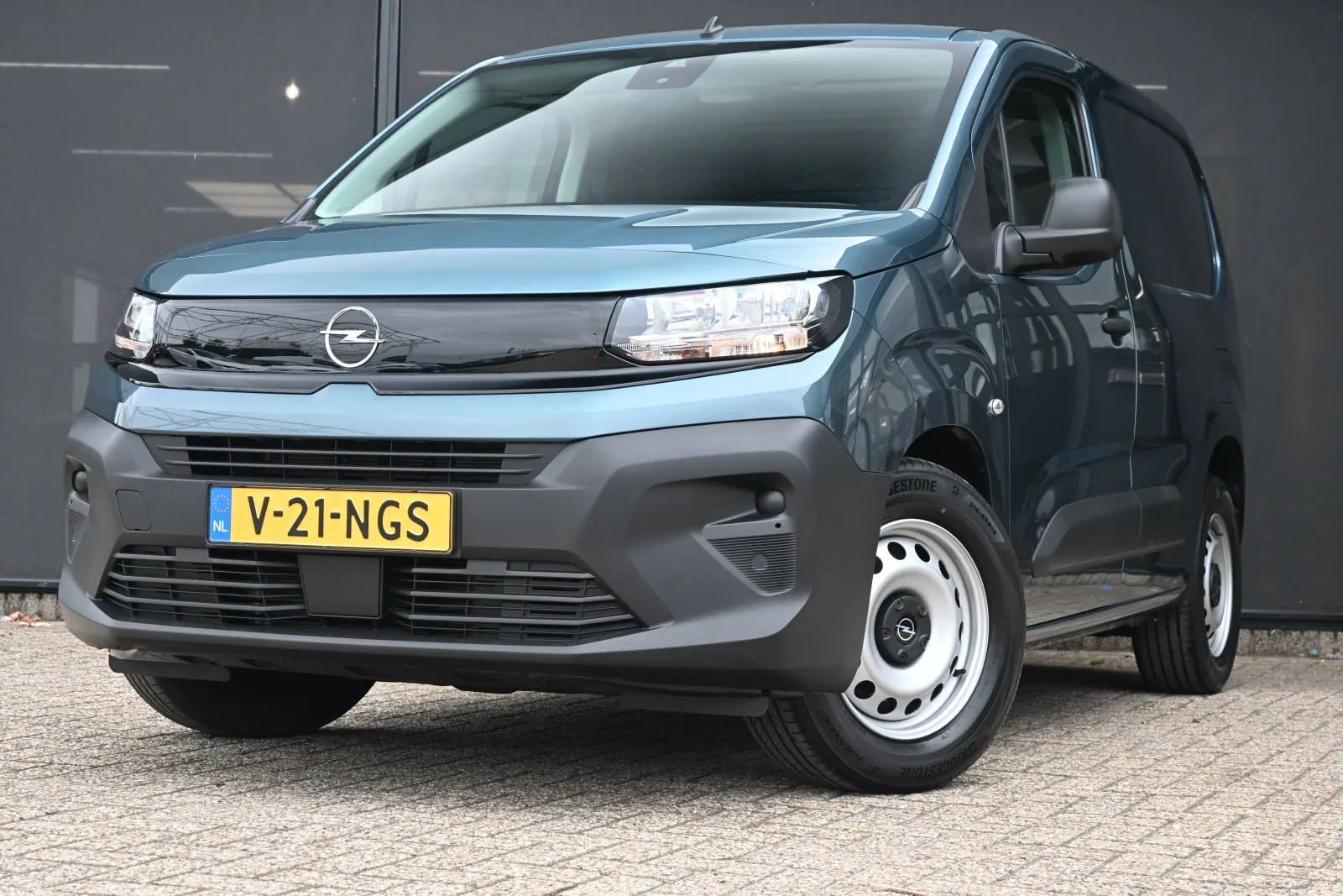Opel Combo (2025) — foto 1