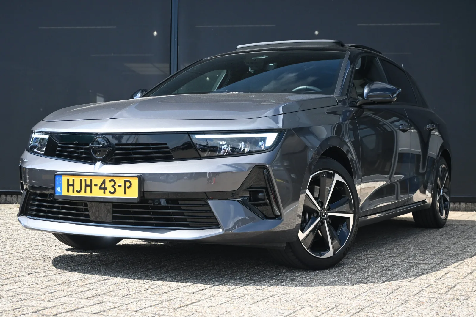 Opel Astra (2025) — foto 1