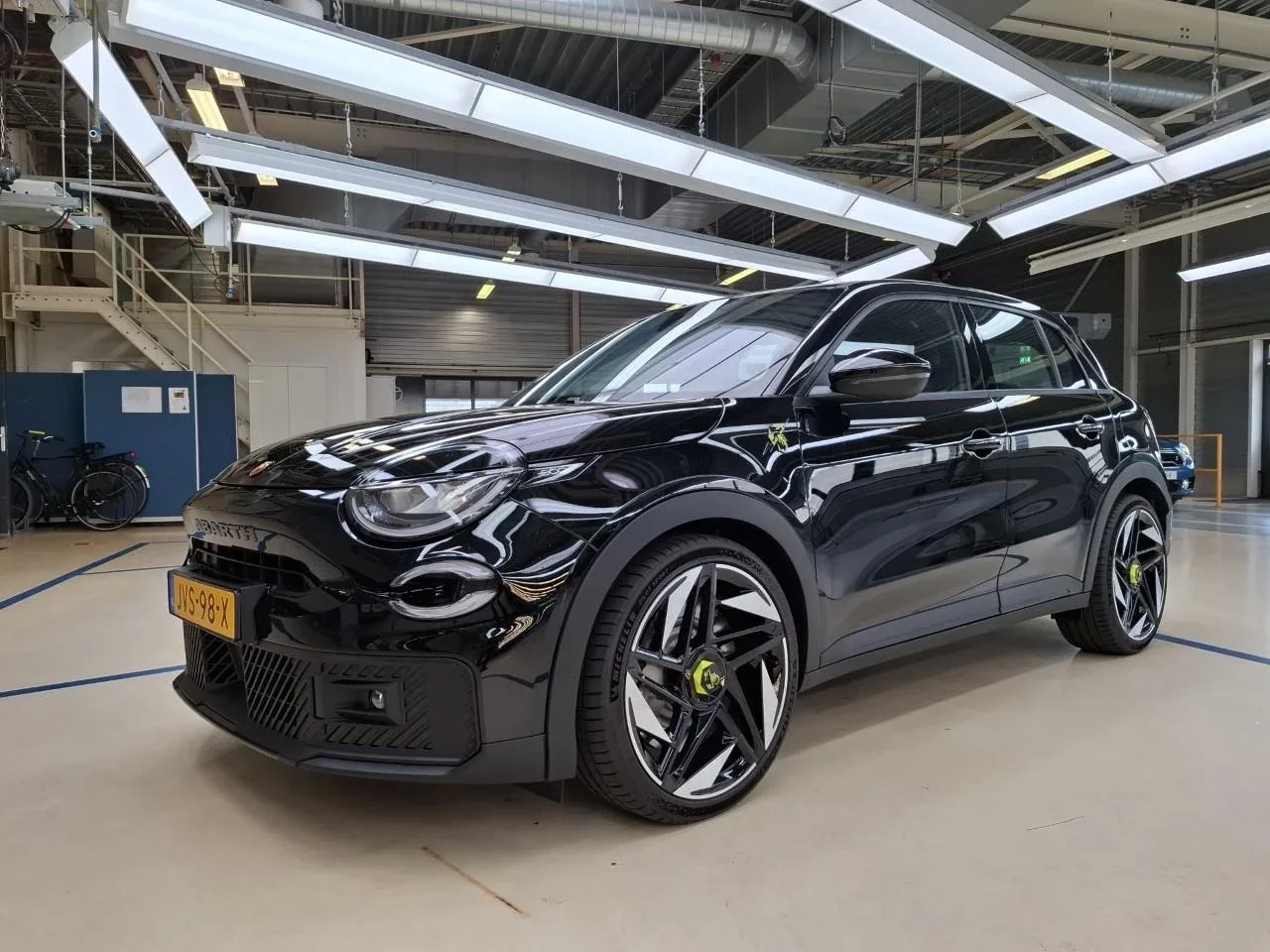 Abarth 600e (2026) — foto 1