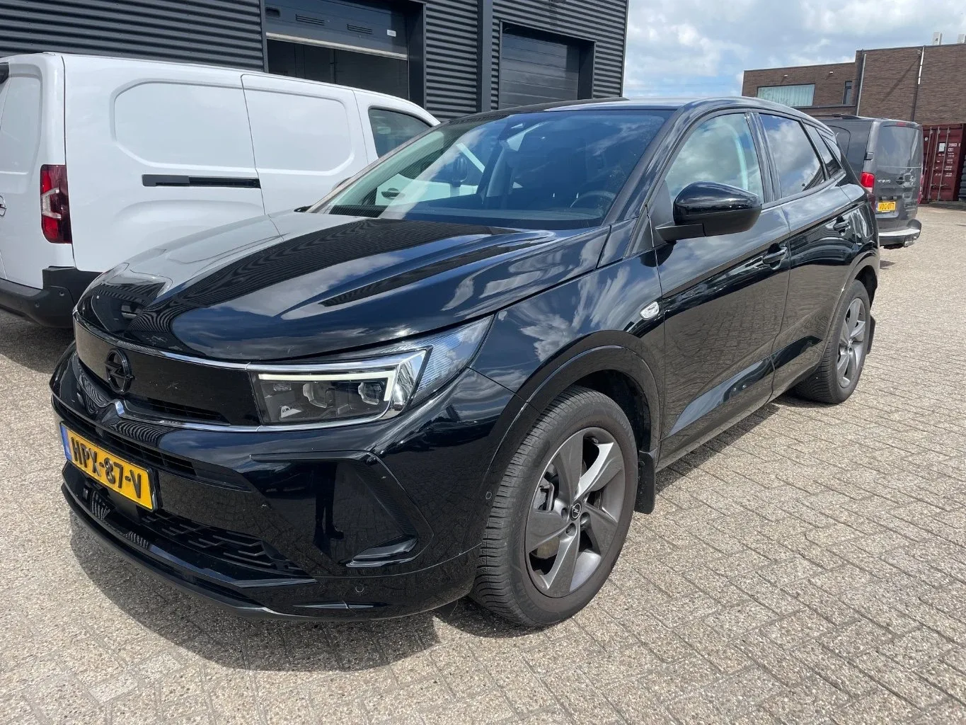 Opel Grandland (2023) — foto 1