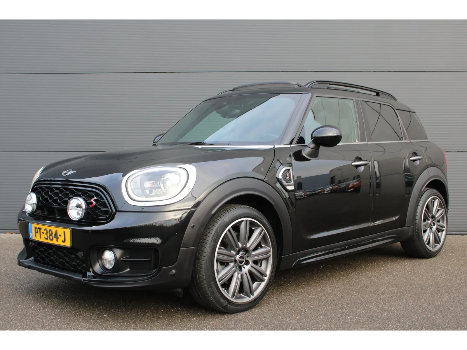 MINI Countryman (2017) — foto 1