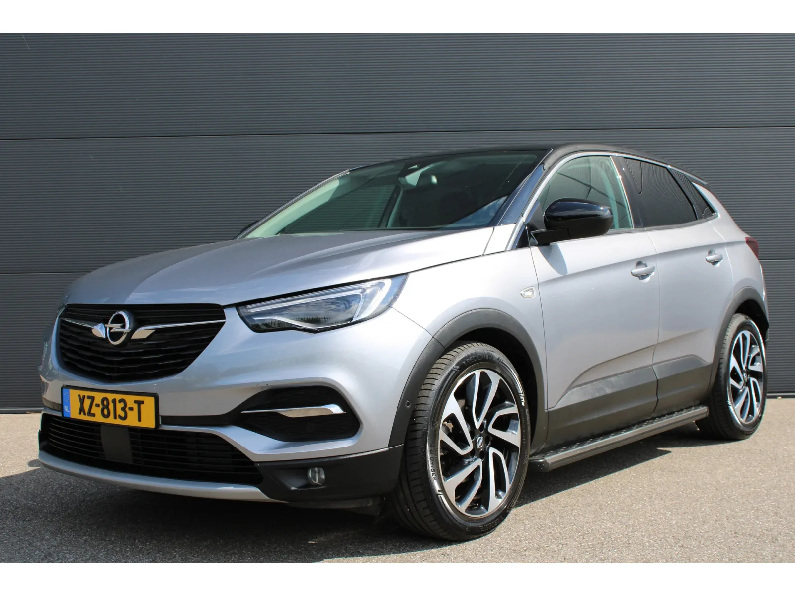 Opel Grandland X (2019) — foto 1