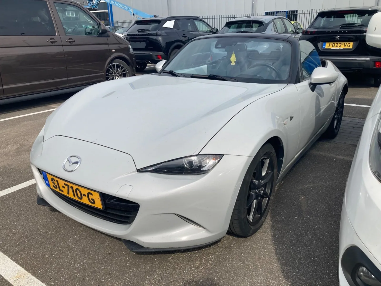 Mazda MX-5 (2018) — foto 1