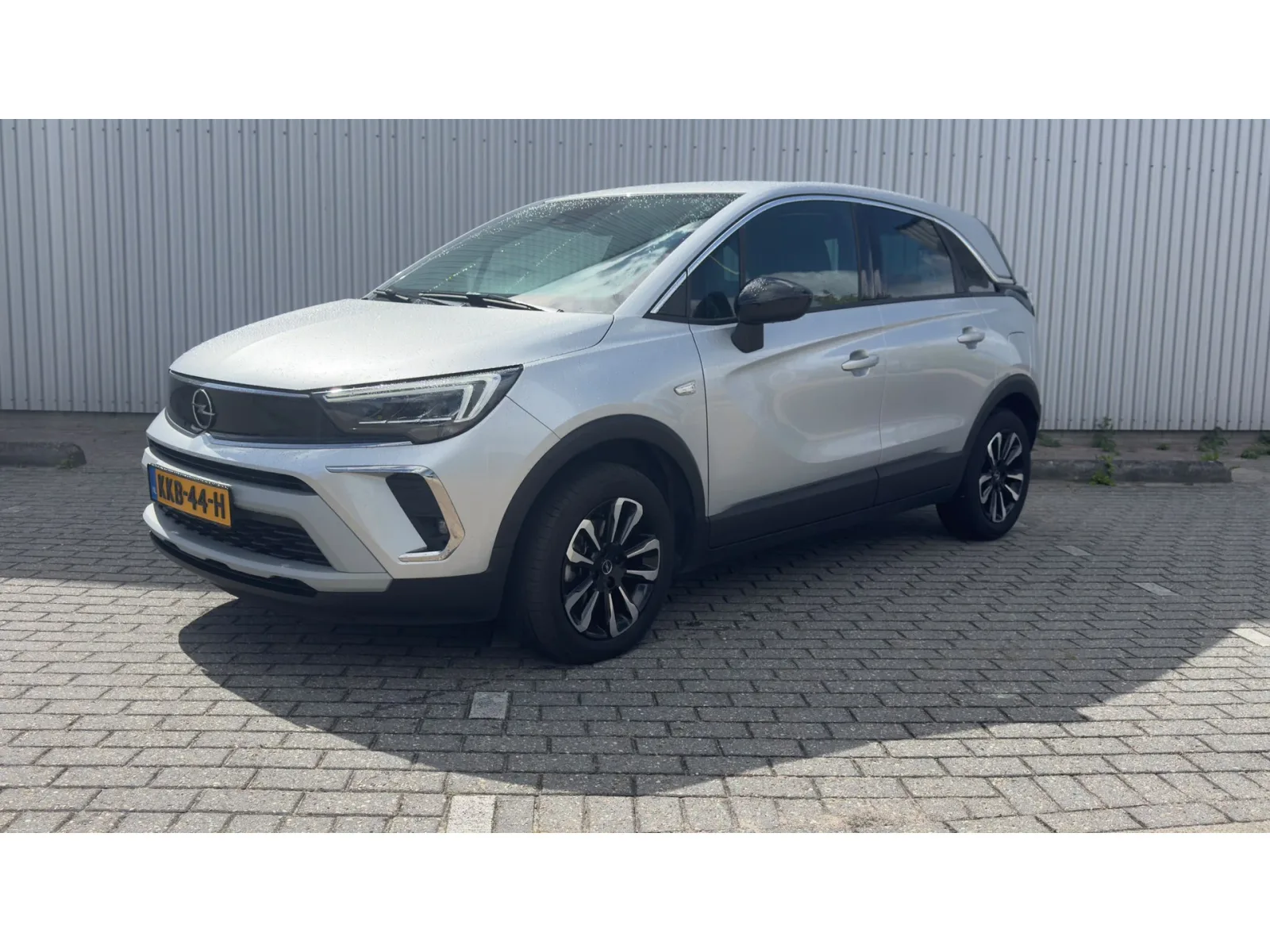 Opel Crossland (2024) — foto 1