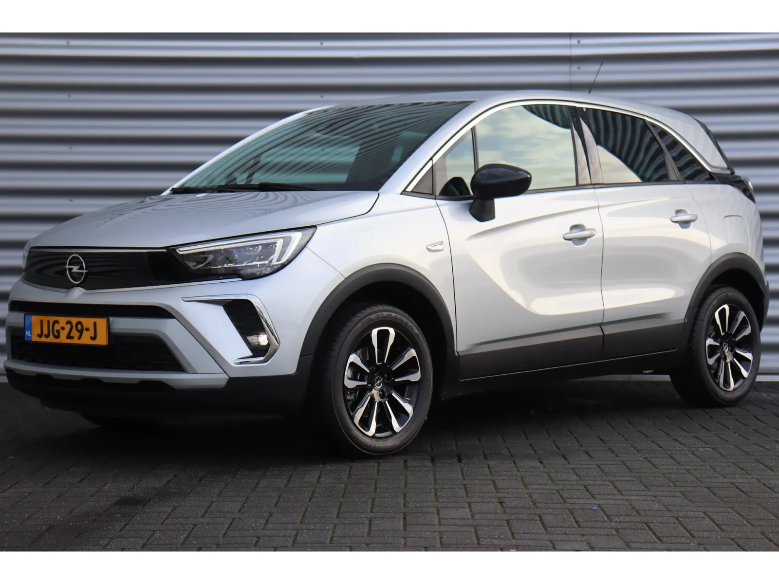 Opel Crossland (2024) — foto 1