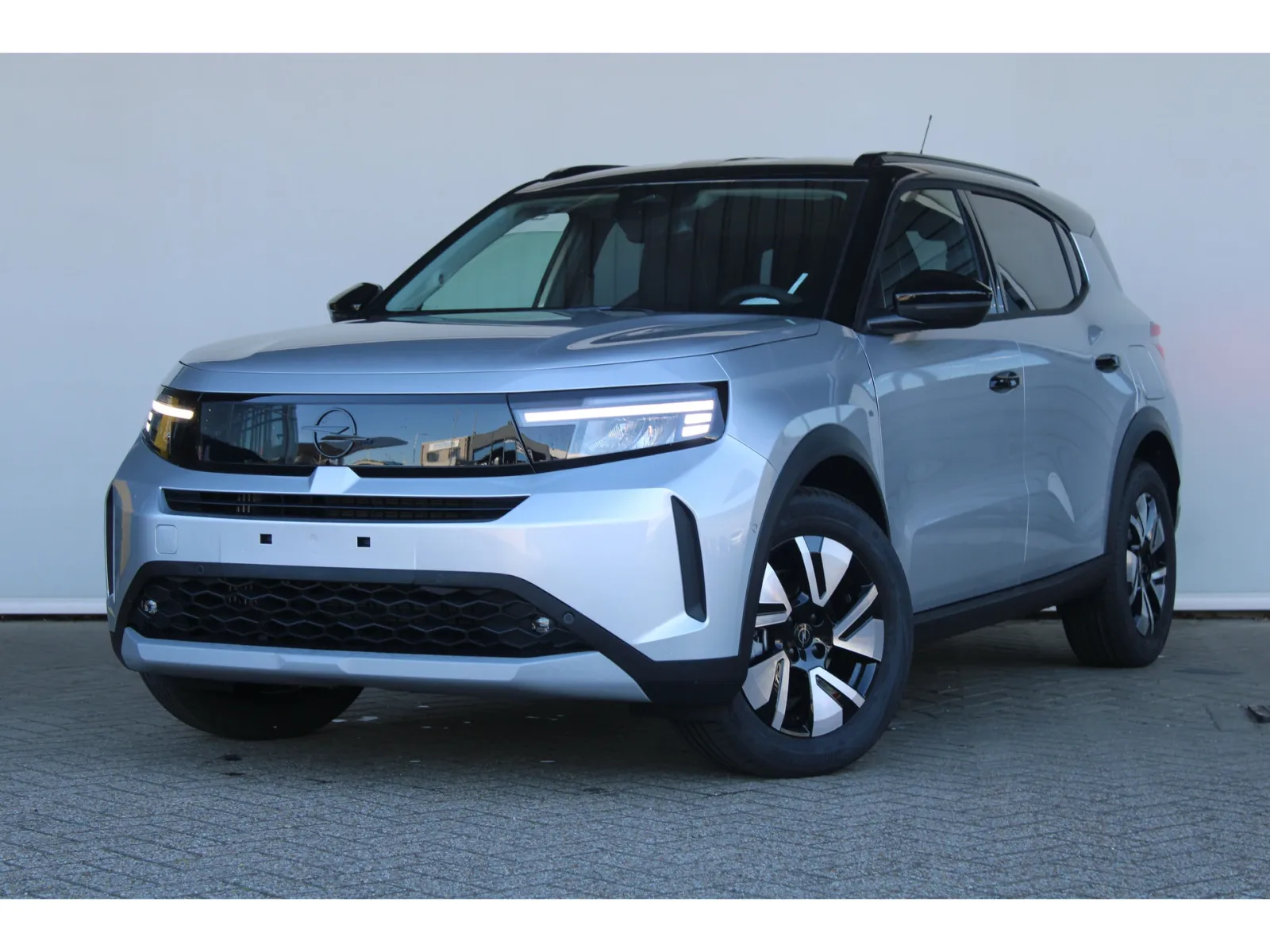 Opel Frontera (2025) — foto 1