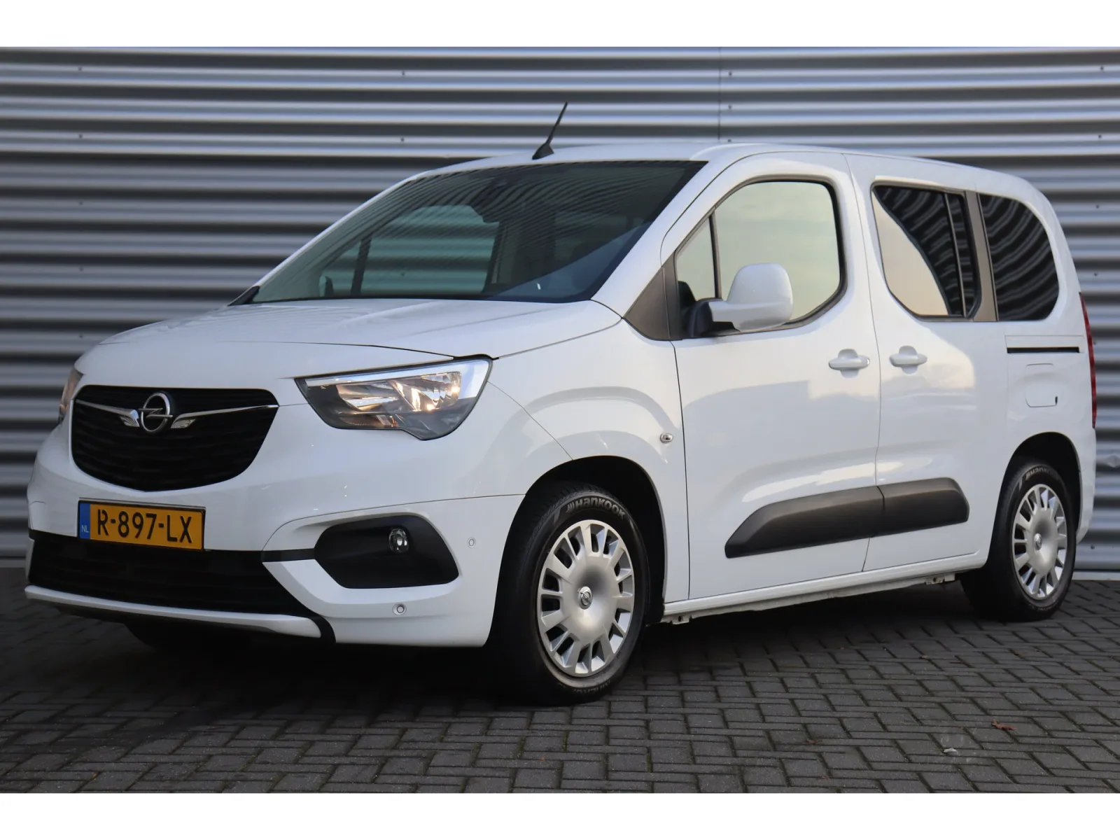 Opel Combo (2019) — foto 1