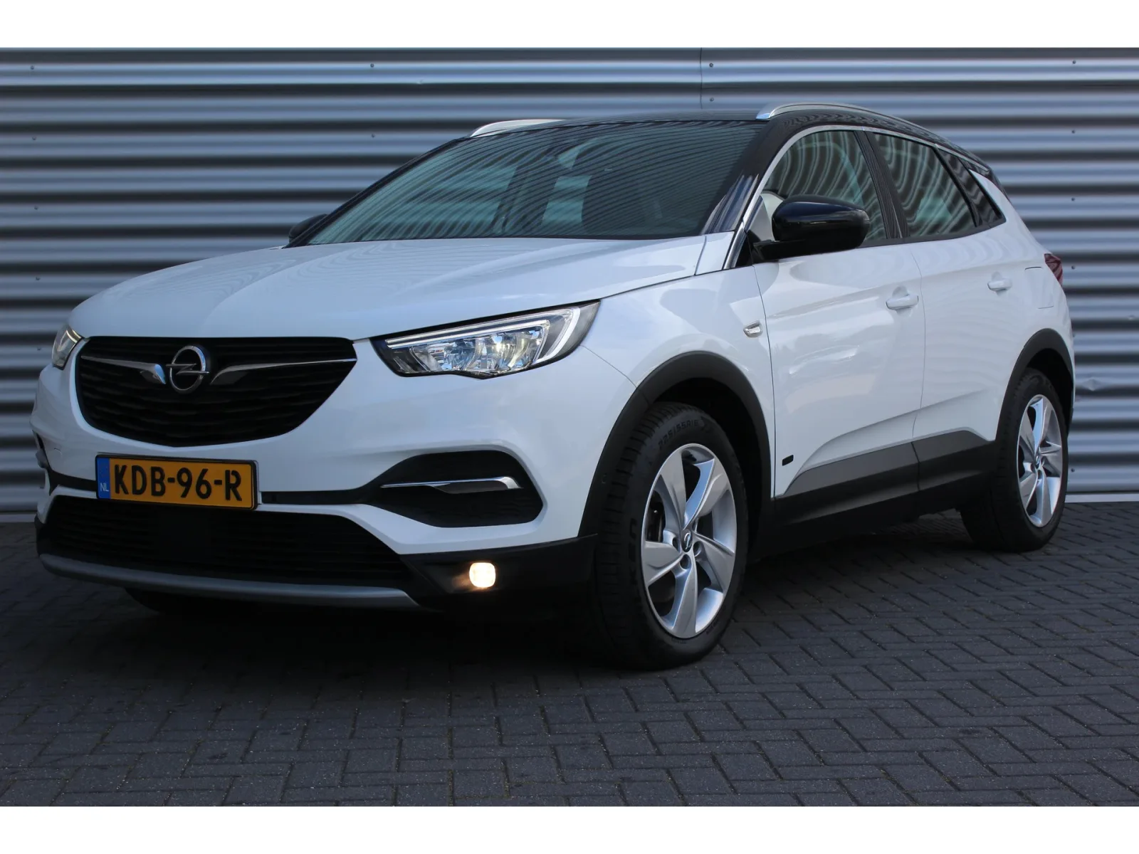 Opel Grandland X (2021) — foto 1