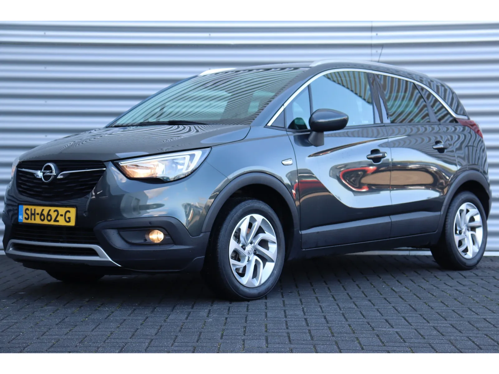 Opel Crossland X (2018) — foto 1