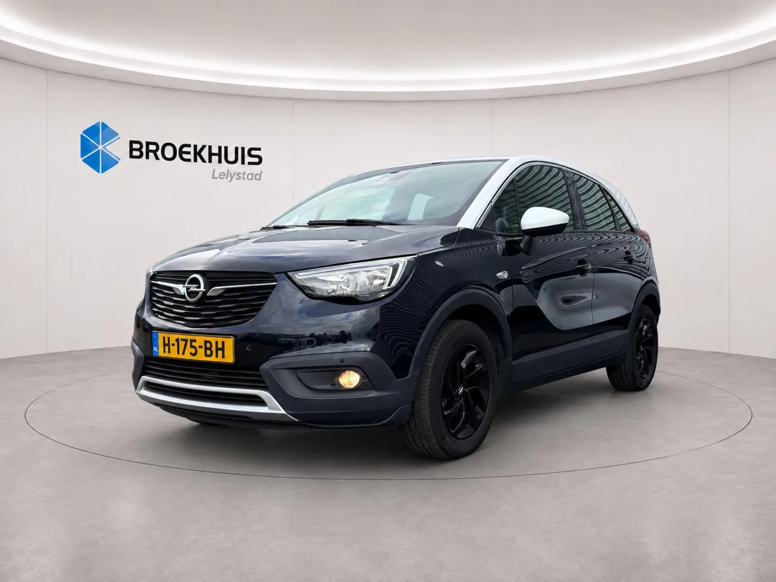 Opel Crossland X (2019) — foto 1