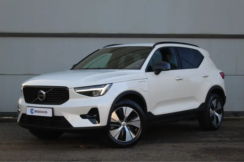 Volvo XC40 (2022)