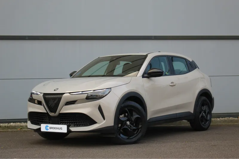 Alfa Romeo Junior (2025)