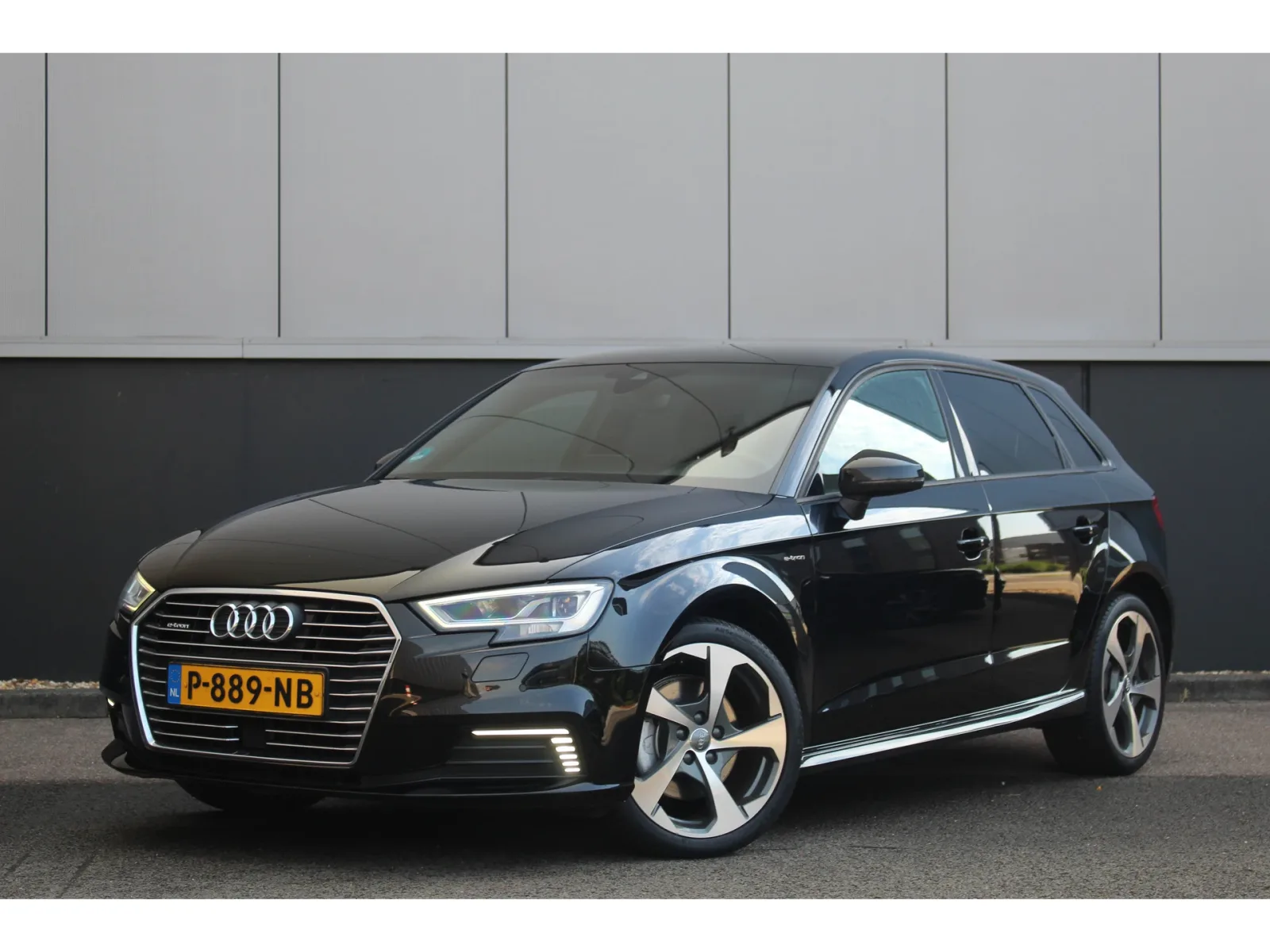 Audi A3 (2017) — foto 1