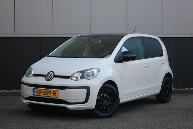 Volkswagen Up! (2016)