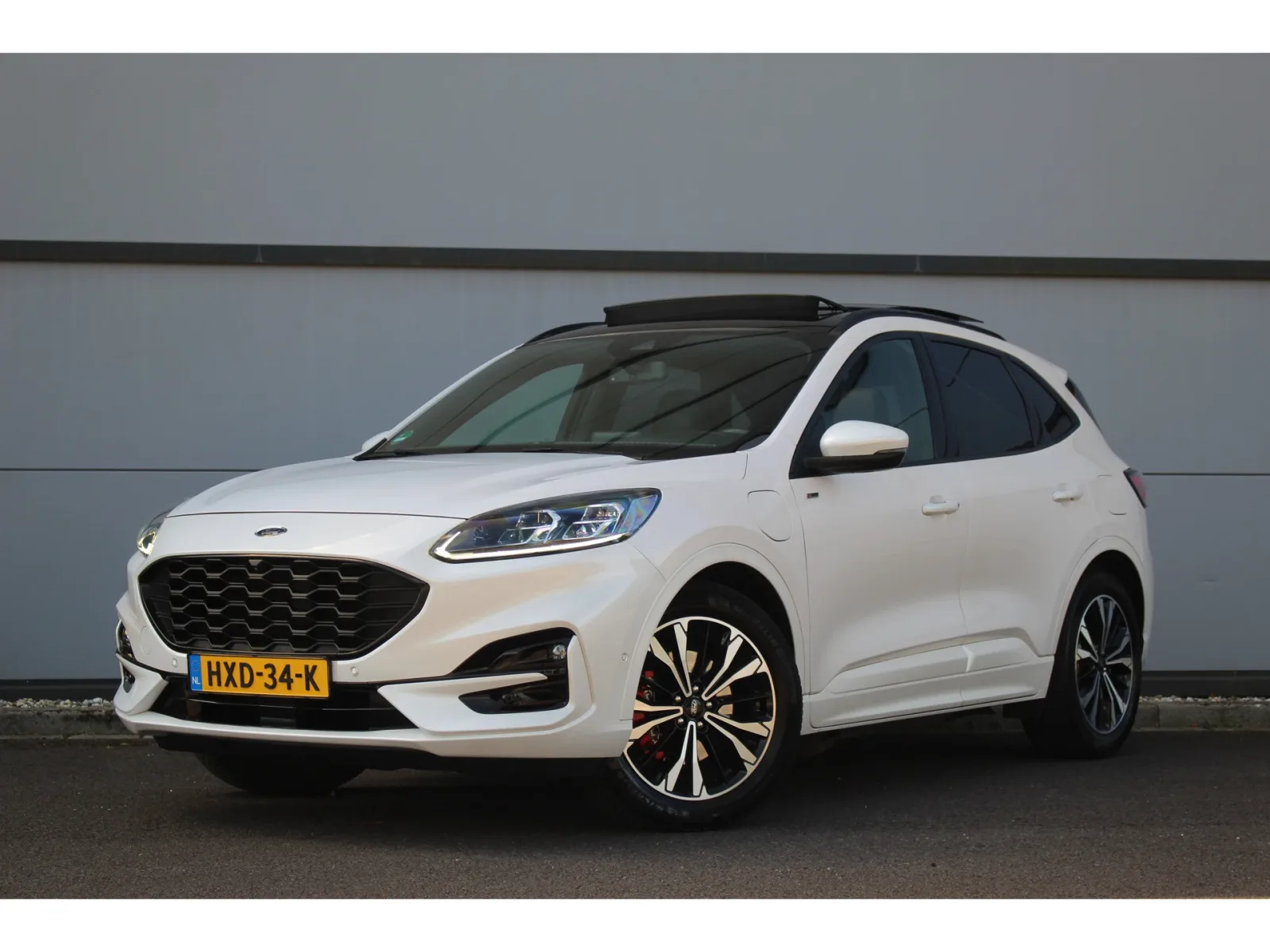 Ford Kuga (2020) — foto 1