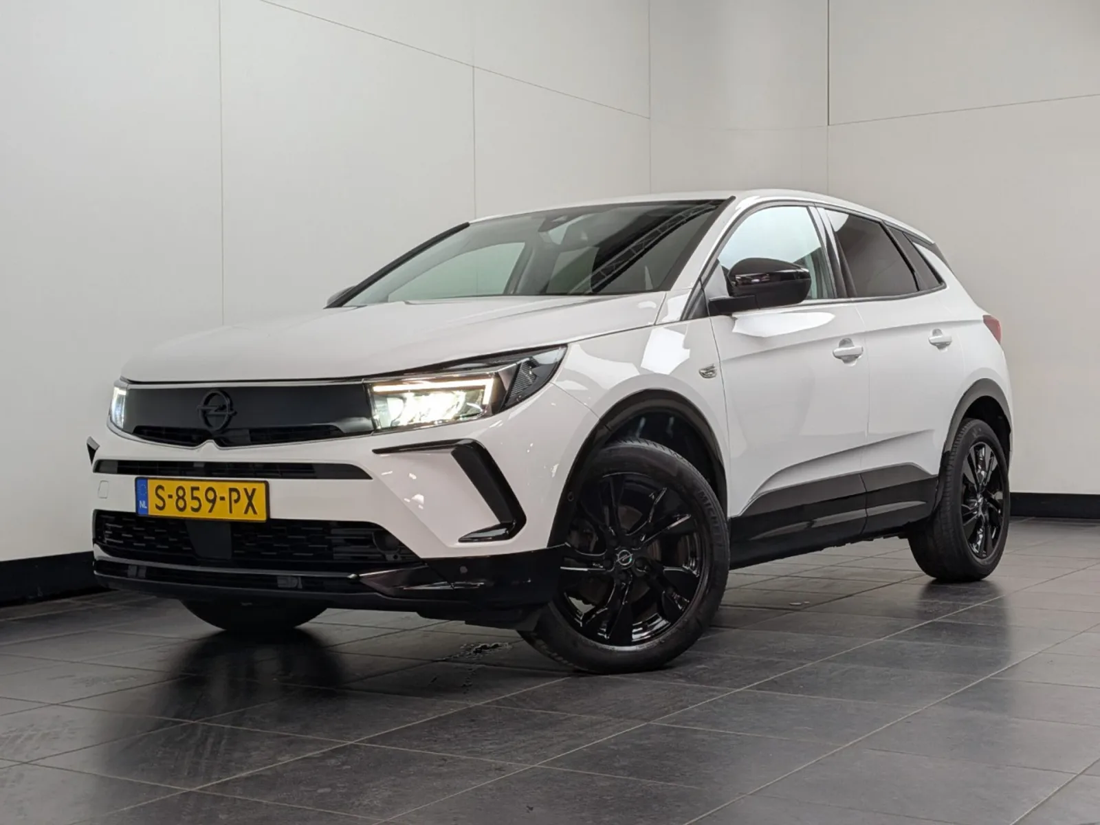 Opel Grandland (2023) — foto 1
