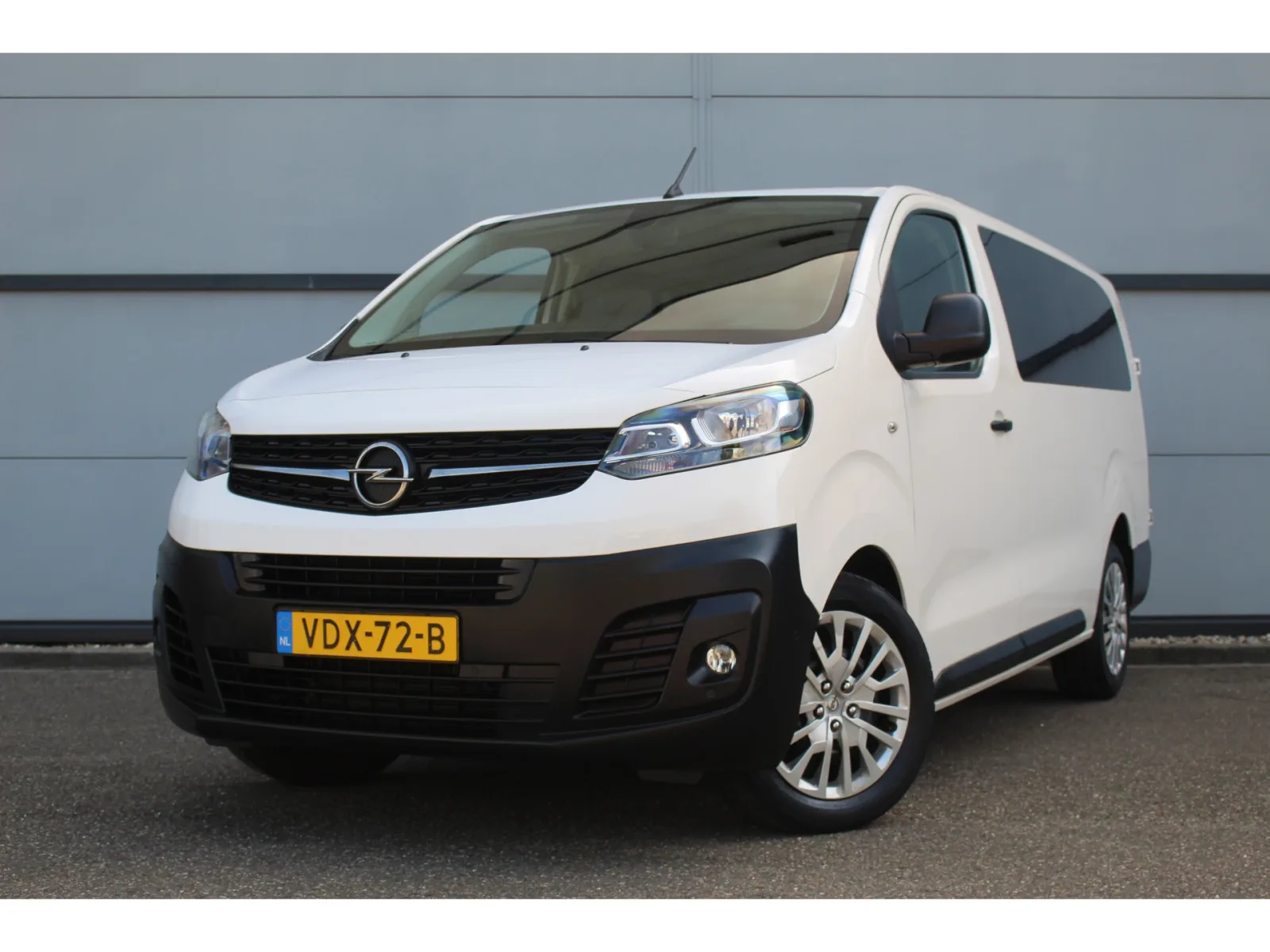 Opel Vivaro (2019) — foto 1