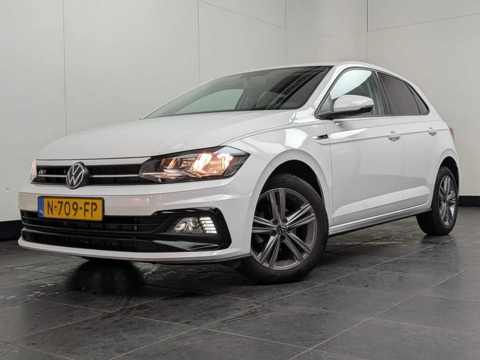 Volkswagen Polo (2021) — foto 1