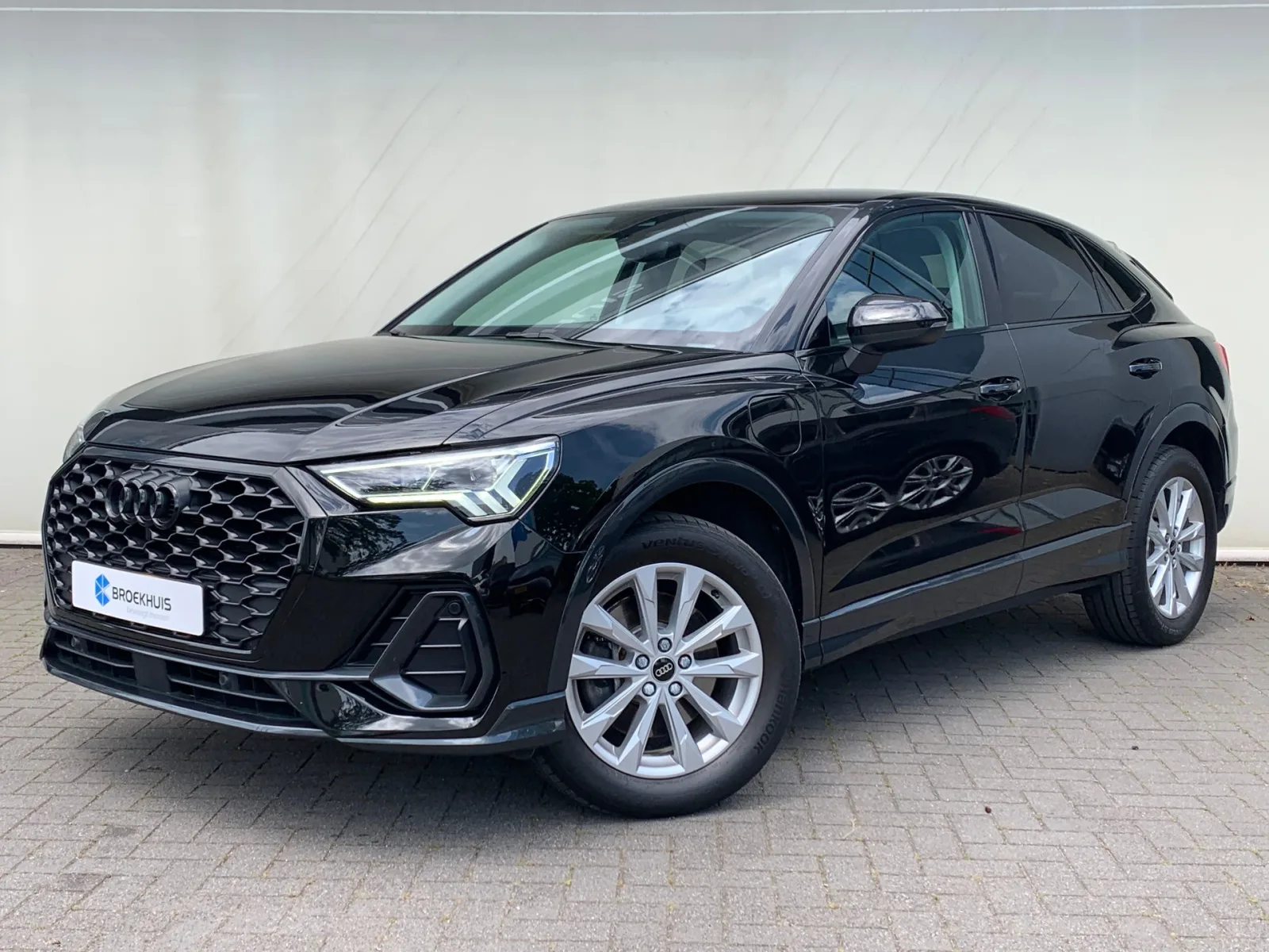 Audi Q3 (2022) — foto 1