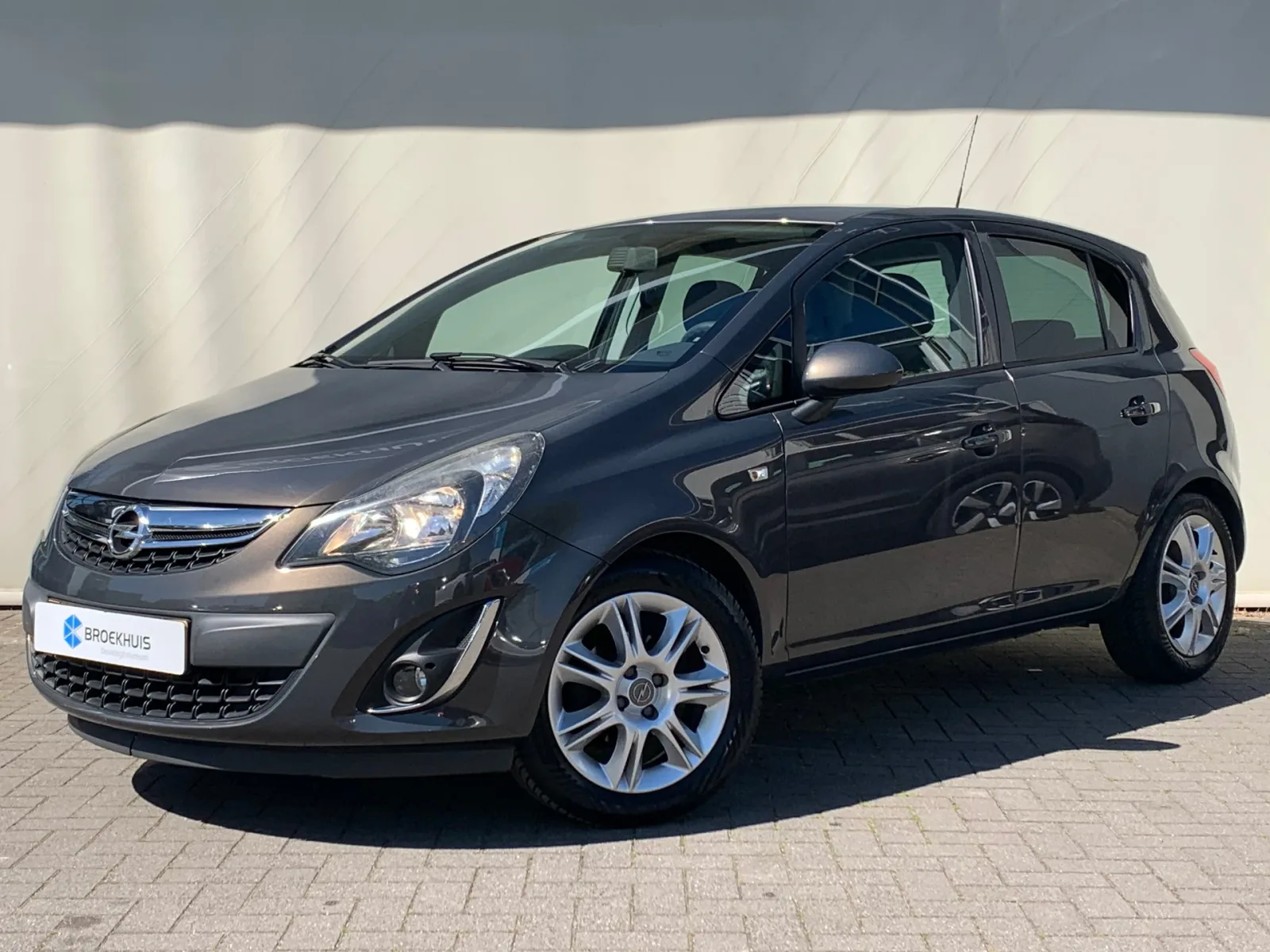 Opel Corsa (2014) — foto 1