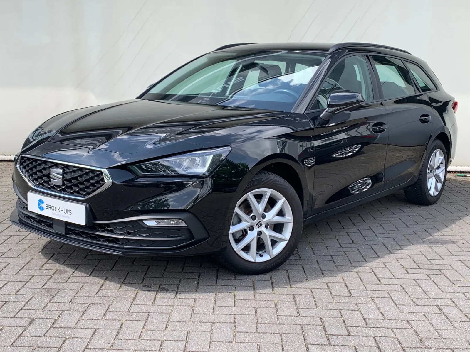 SEAT Leon Sportstourer (2023) — foto 1