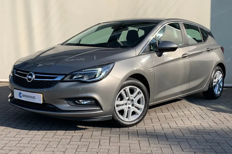 Opel Astra (2017)