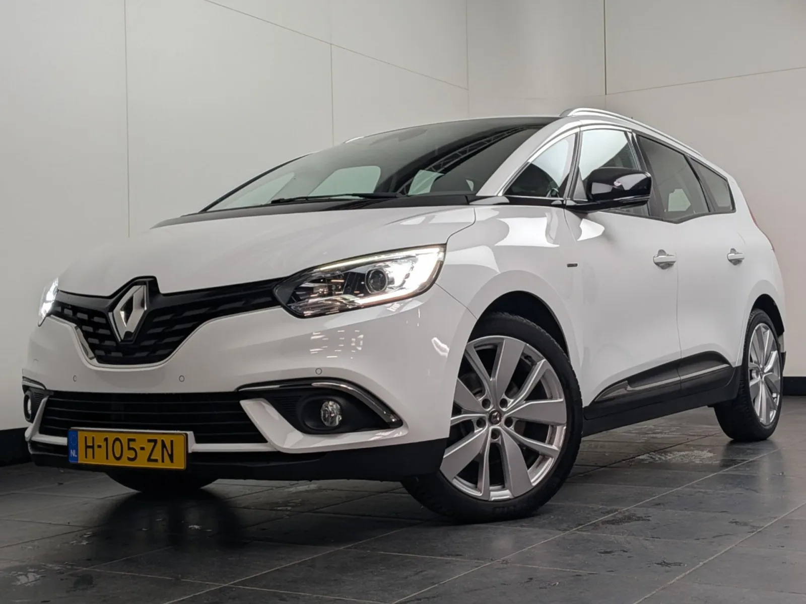 Renault Grand Scénic (2020) — foto 1