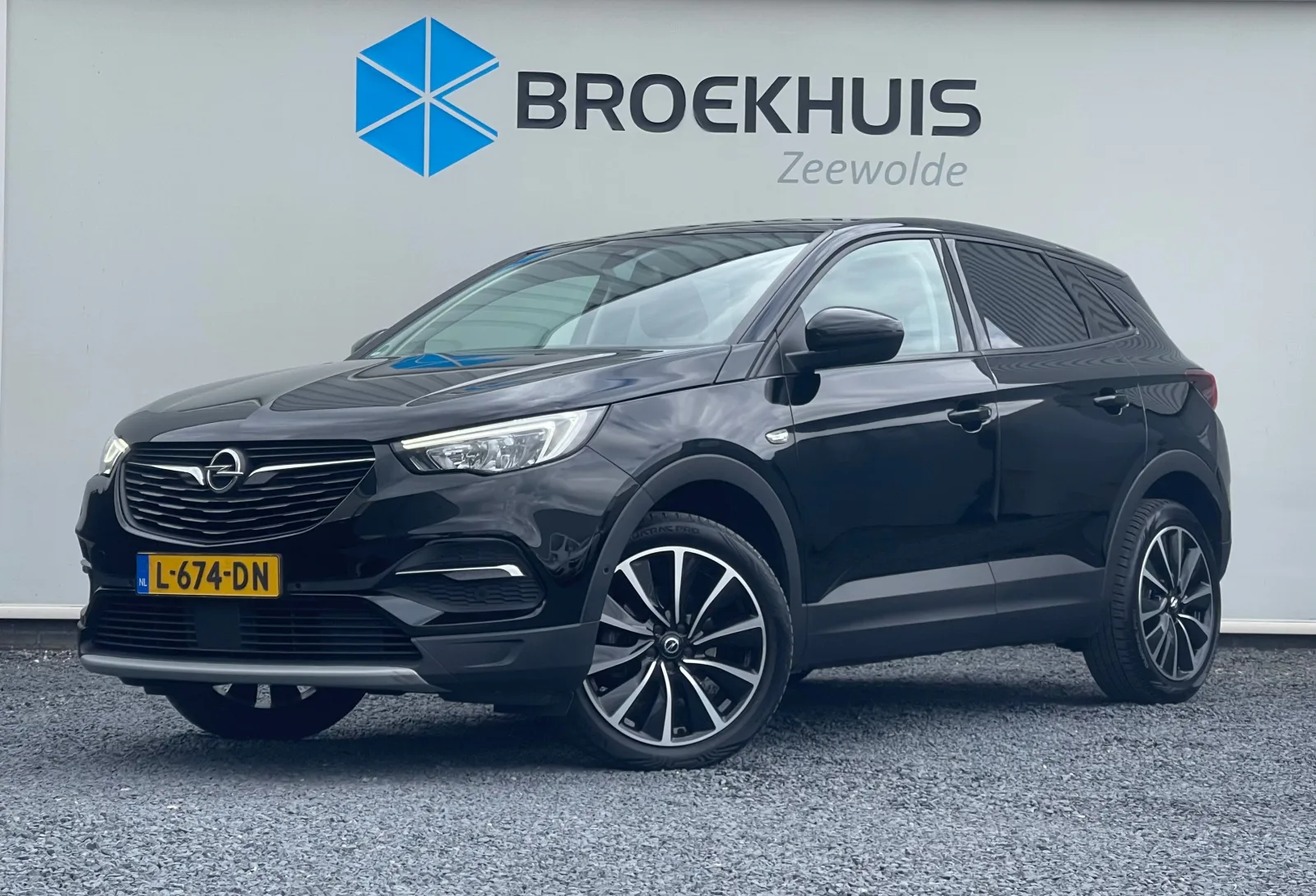 Opel Grandland X (2021) — foto 1