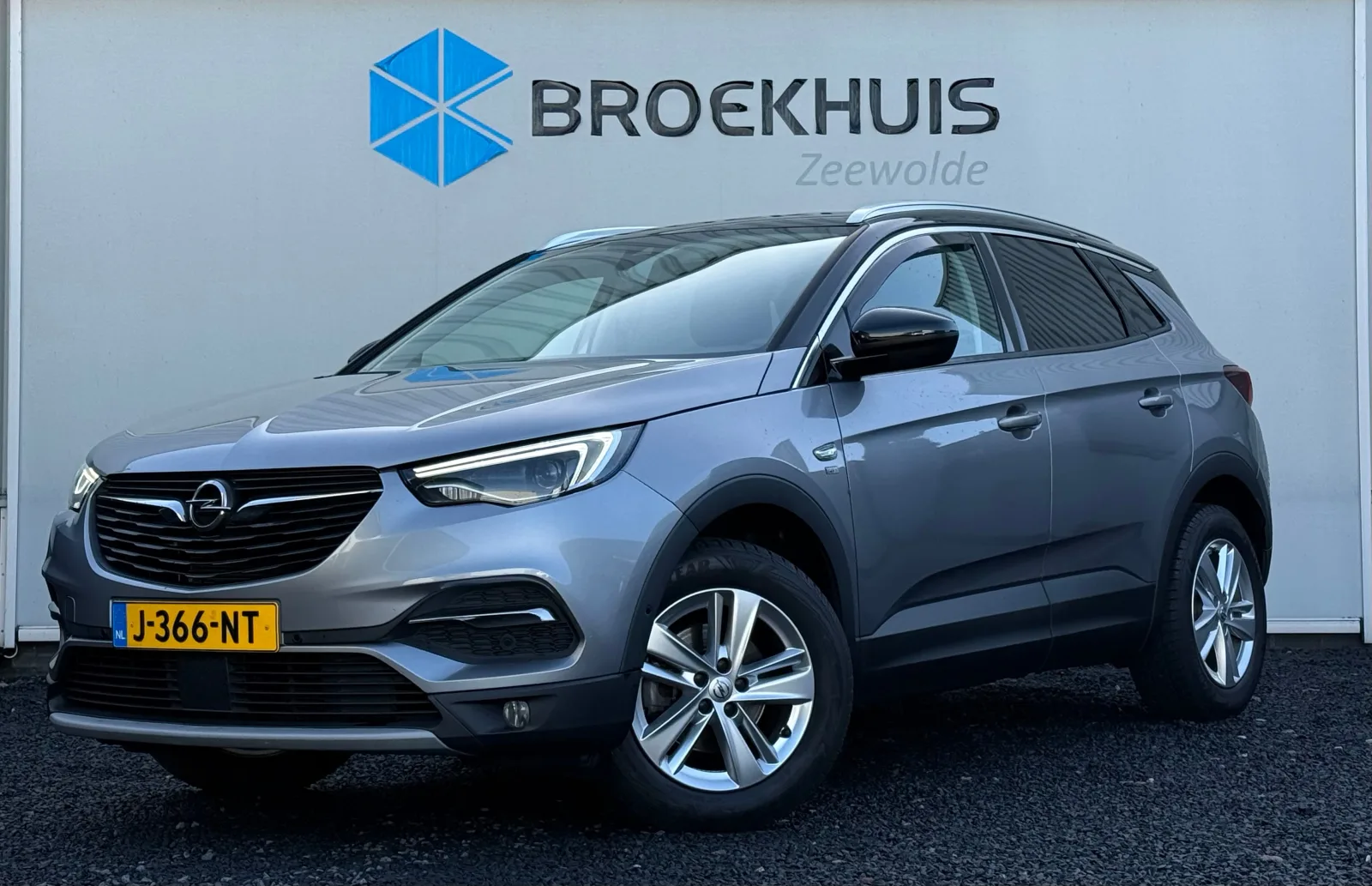 Opel Grandland (2019) — foto 1