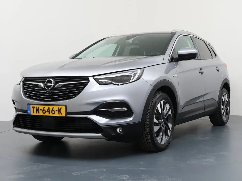 Opel Grandland X (2018) — foto 1
