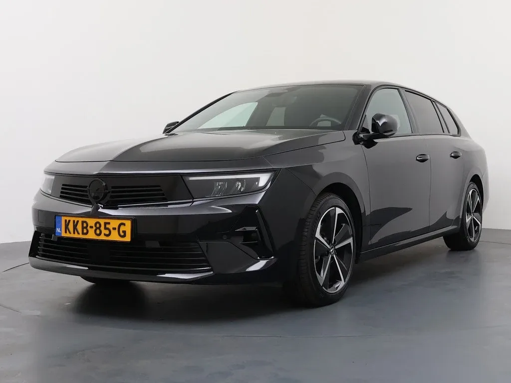 Opel Astra Sports Tourer (2025) — foto 1