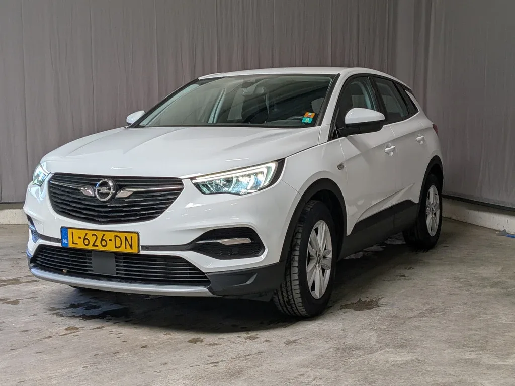 Opel Grandland X (2021) — foto 1