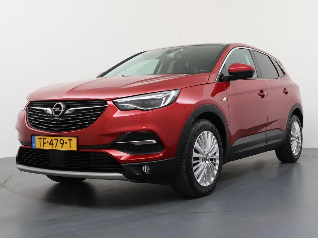 Opel Grandland X (2018) — foto 1
