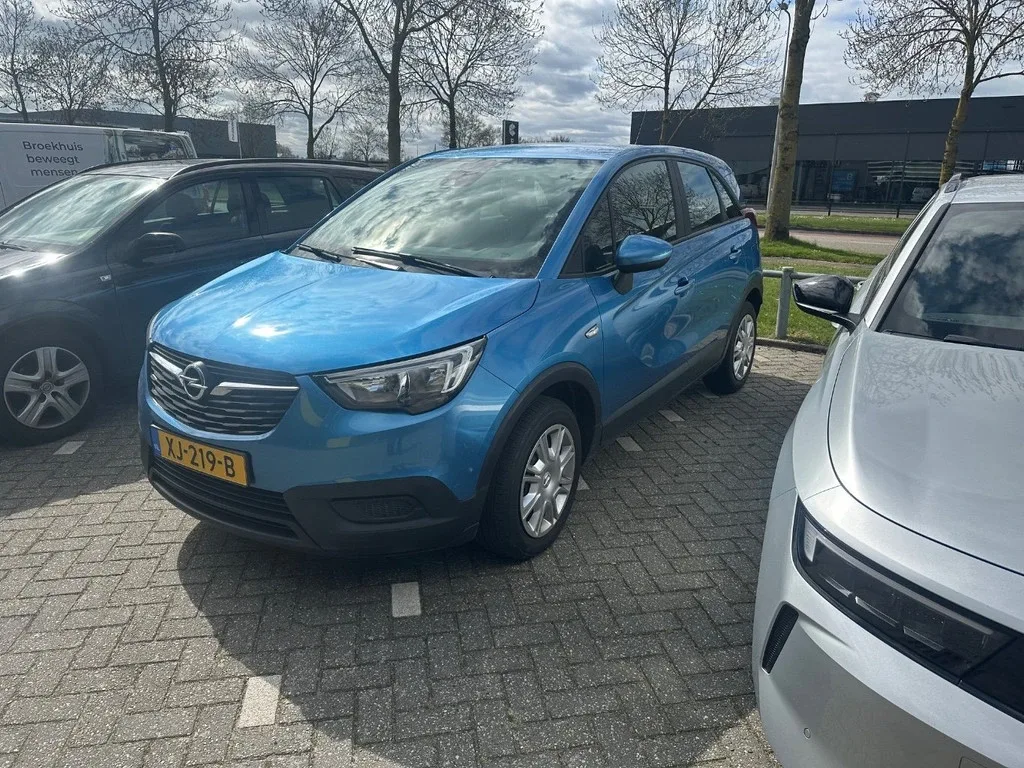 Opel Crossland X (2019) — foto 1