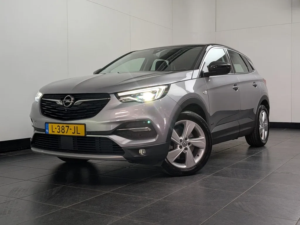 Opel Grandland X (2021) — foto 1