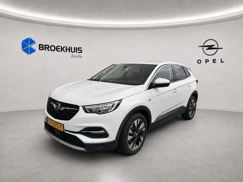 Opel Grandland X (2018) — foto 1