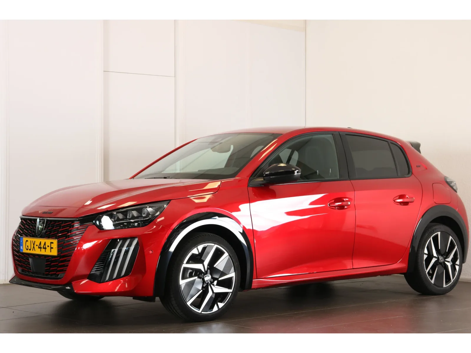 Peugeot 208 (2024) — foto 1