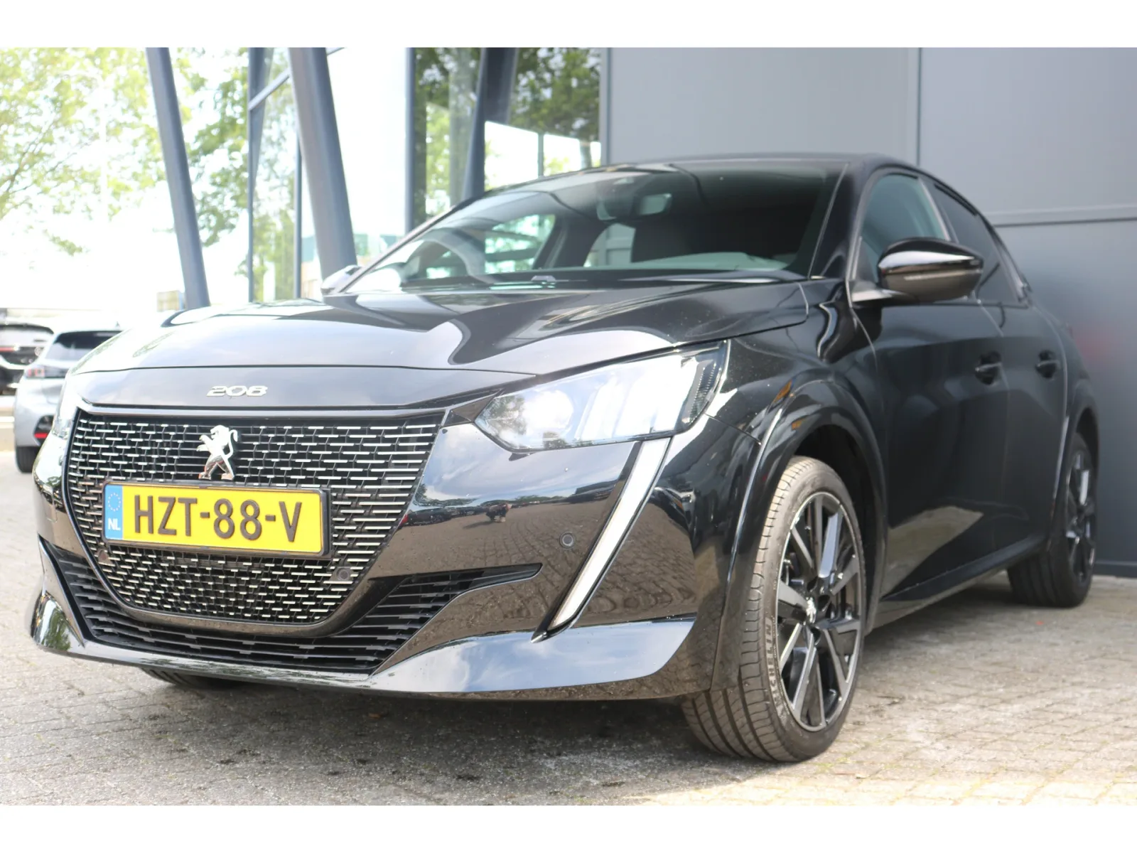 Peugeot 208 (2023) — foto 1
