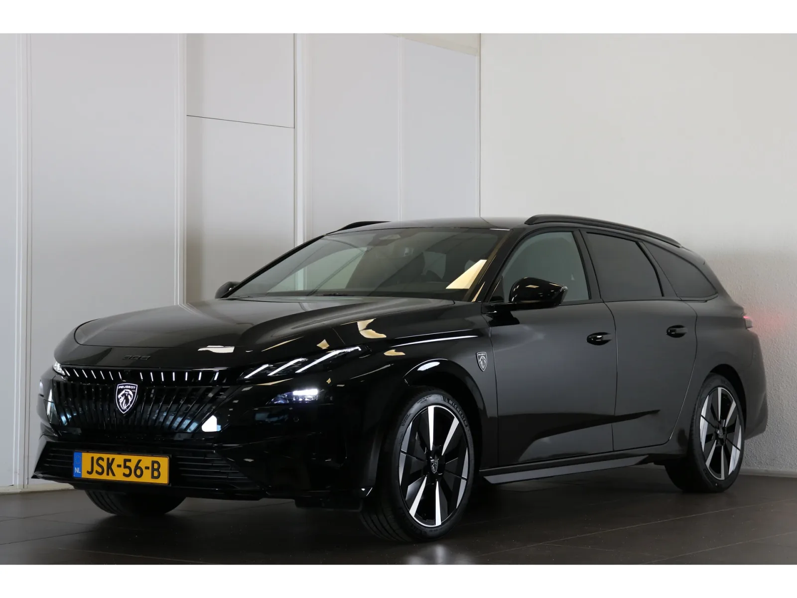 Peugeot 308 (2025) — foto 1