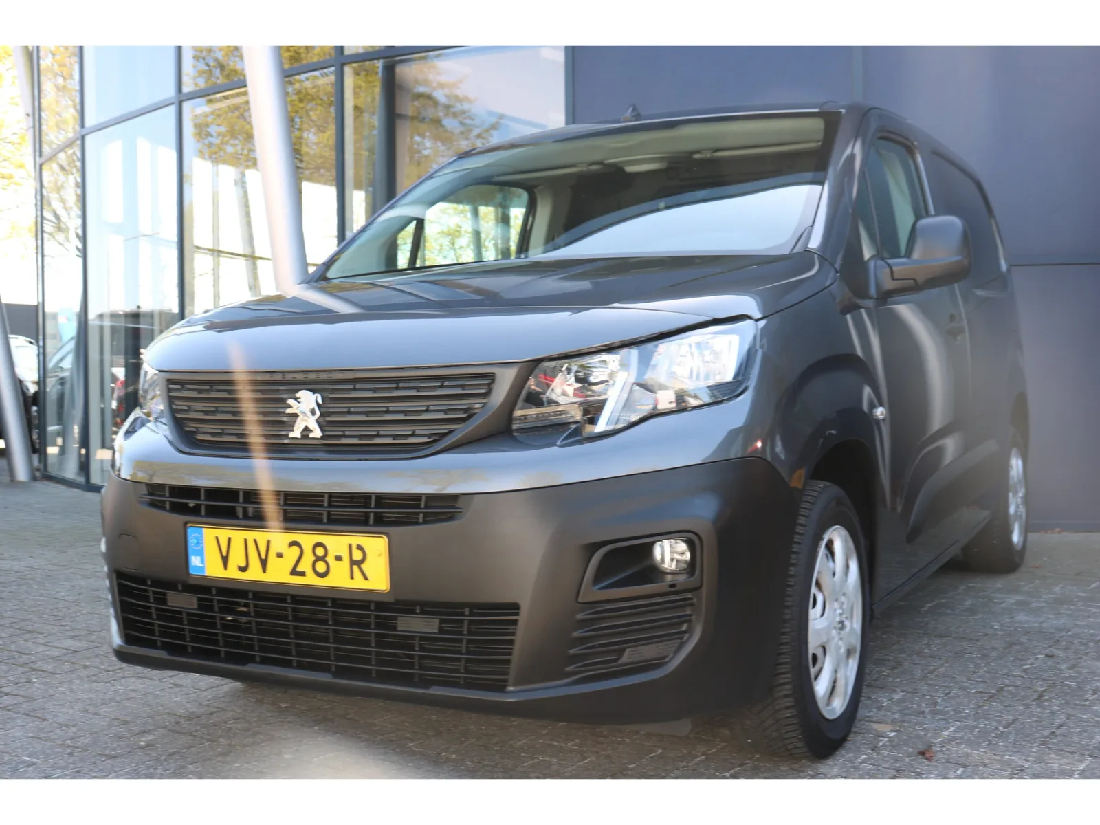Peugeot Partner (2021) — foto 1