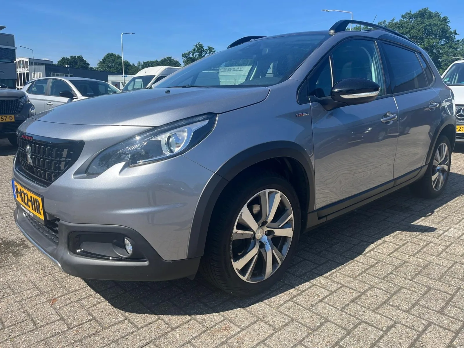 Peugeot 2008 (2018) — foto 1