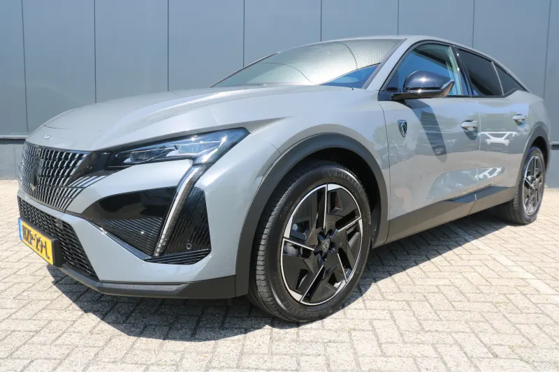 Peugeot e-408 (2025)
